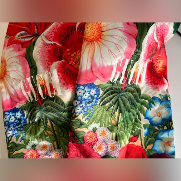 GUCCI NWOT - Horsebit black women’s loafers - Picture 10 of 15